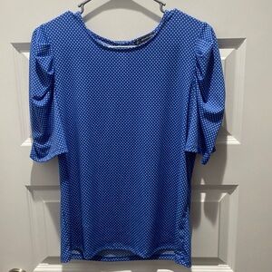 New without tags Adrianna Papell Blouse Blue & White Polka Dots size small
